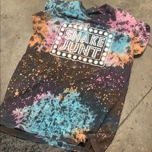 Shake junt t shirt